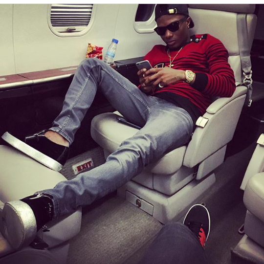 Wizkid-Shows-Off-Stylish-Look-As-He-Takes-Photos-O