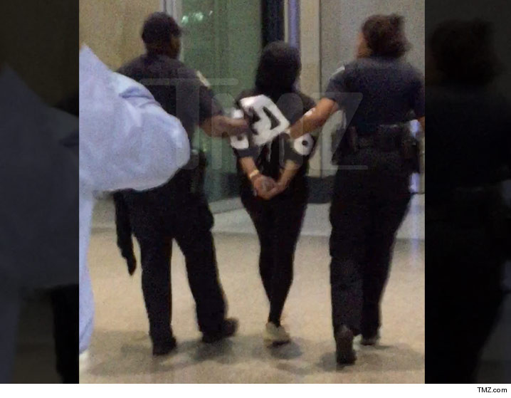 0131-sub-blac-chyna-arrest-photos-tmz-4