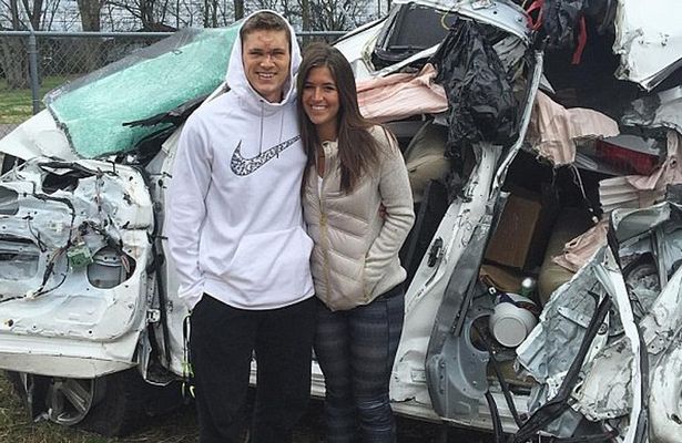 Couple Car Crash2