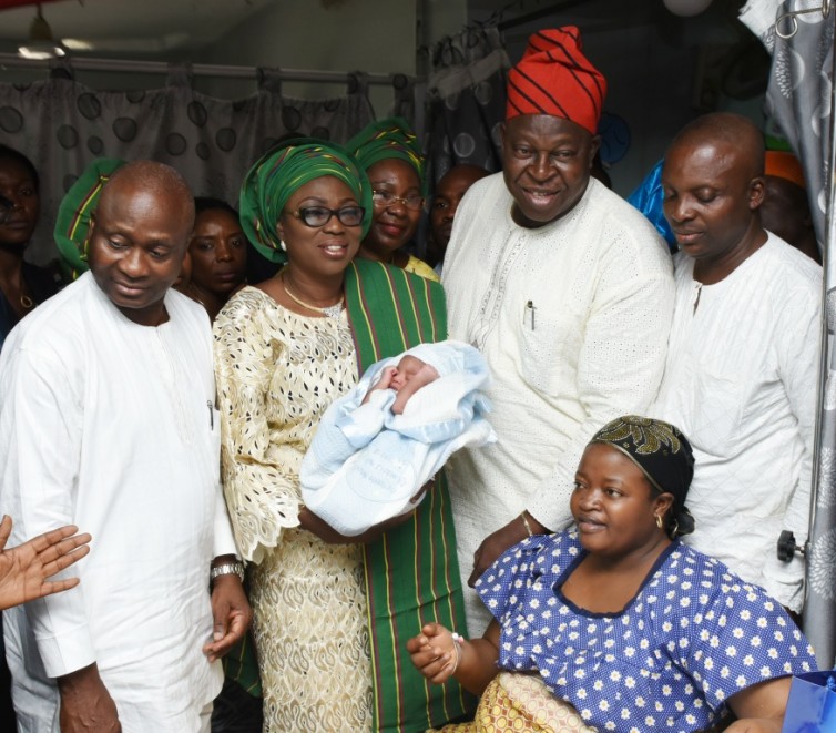 First-Lady-2016-Lagos-Babies-2
