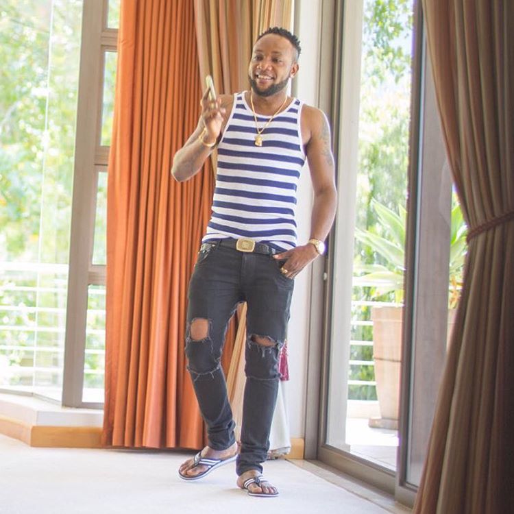 12552292_1708626912713677_1959646982_n