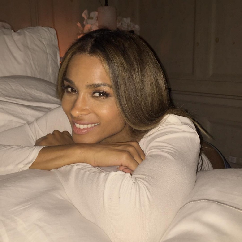 12728510_1574062702915437_1041228757_n