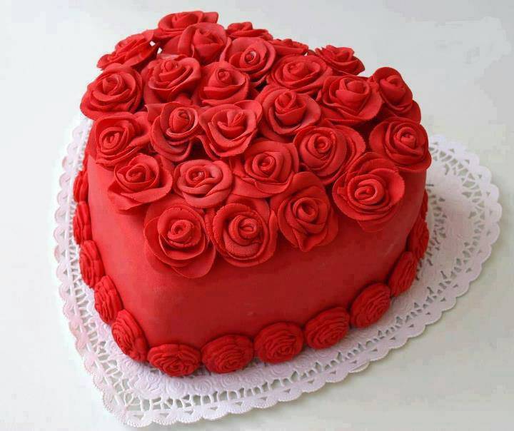 delicious-heart-shape-cake-decoration-3