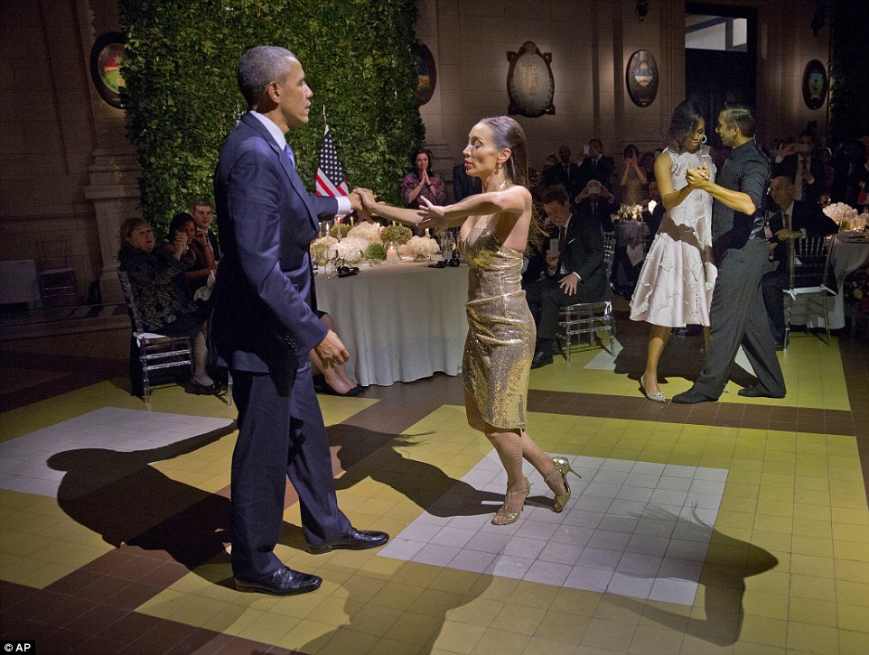 Obama Dancemoves2