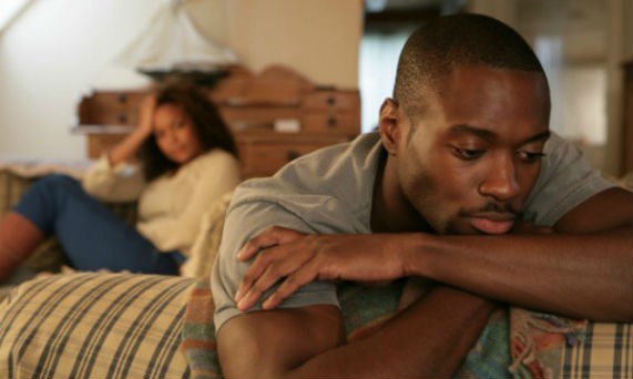 black-man-frustrated-with-woman-571x342