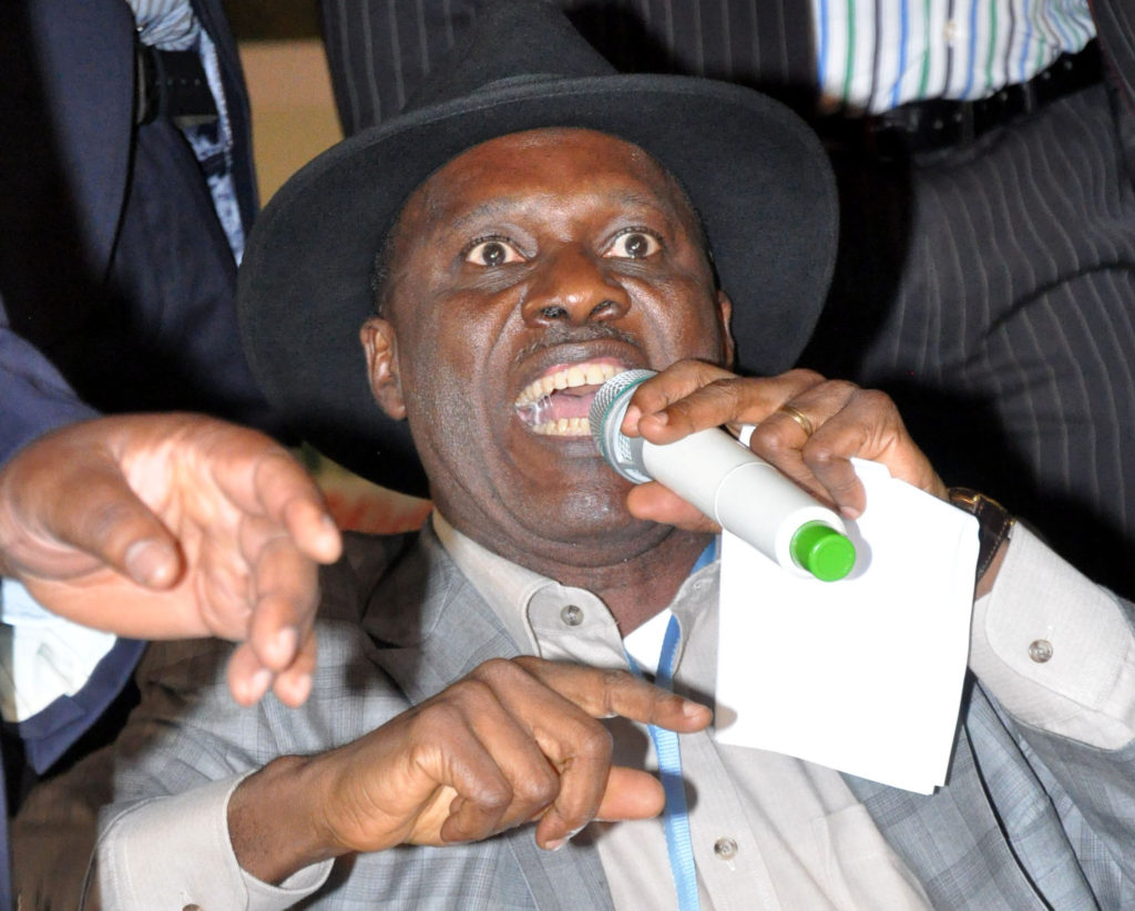 PIC. 1. PEOPLES DEMOCRATIC PARTY'S AGENT, ELDER GODSDAY ORUBEBE, PROTESTING DURING  COLLATION OF PRESIDENTIAL ELECTION RESULTS AT THE NATIONAL COLLATION CENTRE IN ABUJA ON TUESDAY ON (31/3/15). 1741/31/3/2015/HF/CH/NAN