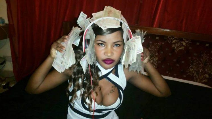 Lisa Martinez stacks of cash7