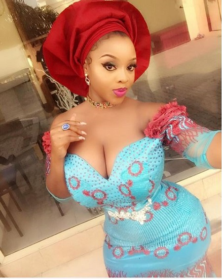busty aso ebi3