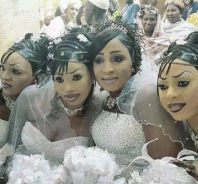 Weird-Make-up-Brides-05