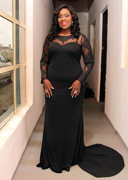 joke-silva-sheer-dress