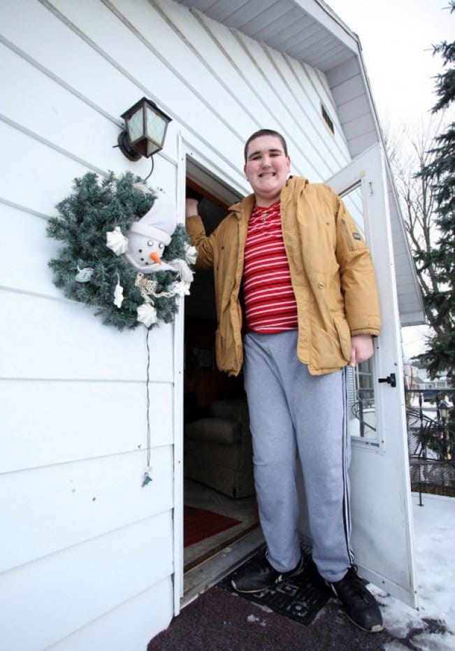 worlds-tallest-teenager3