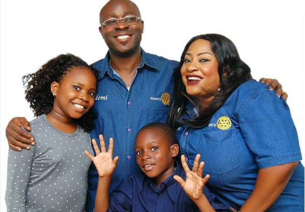 foluke-and-family-2-600x418
