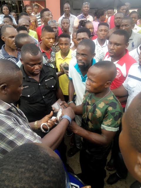 soldier-steal-iphone