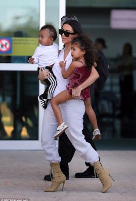 Kim n kylie mama duties