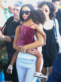 Kim n kylie mama duties12