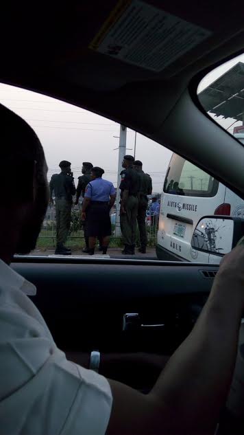 police at protest venue2