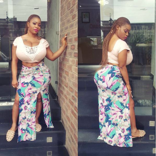 Lagos big girl, Roman Goddess flaunts her assets in new 