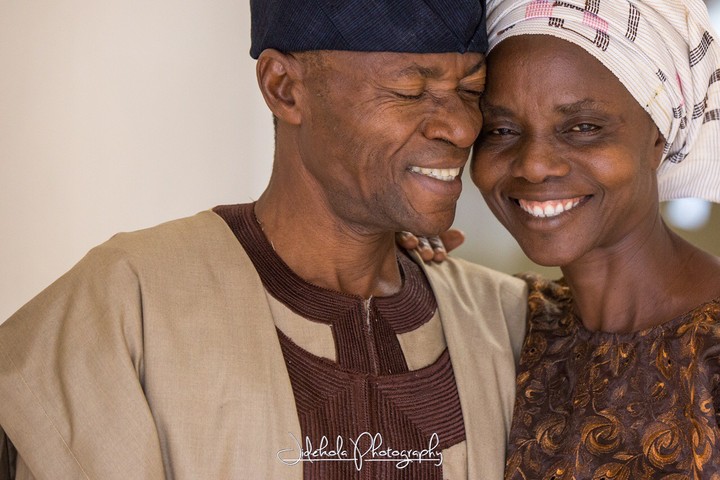 Pre-Wedding Photos 35 Years After Marriage