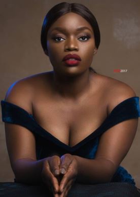 Bisola Bares Cleavage