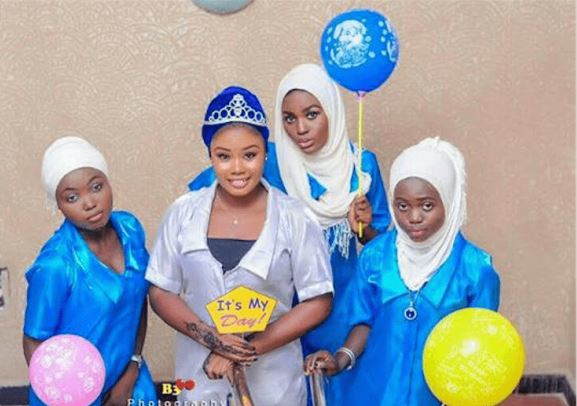 Nigerian Lady Celebrates Birthday