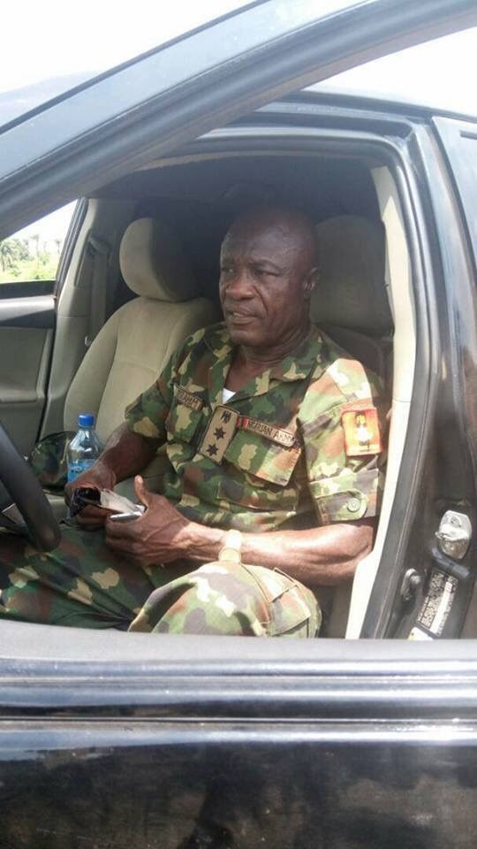 fake army colonel arrested