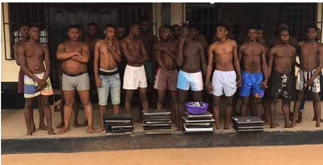 Nigerian Yahoo Boys Arrested 