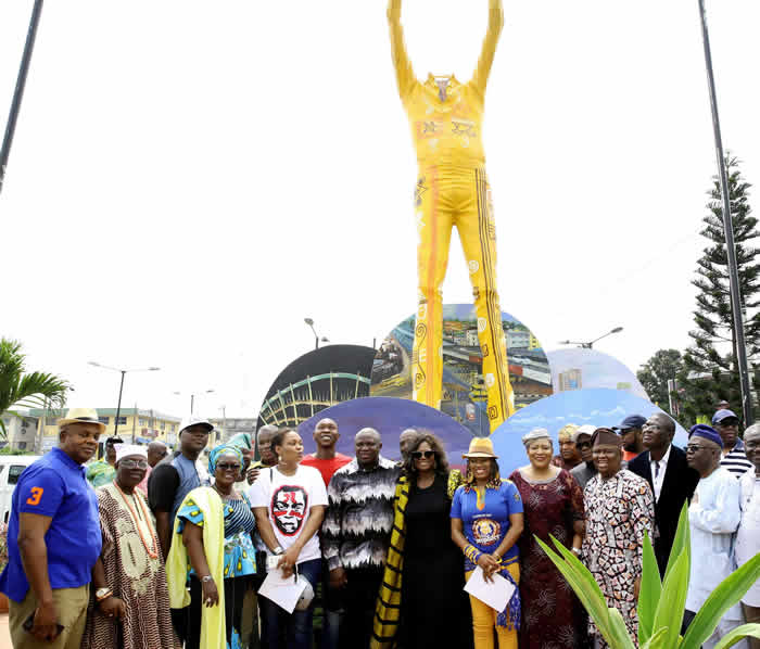Ambode Unveils Statue