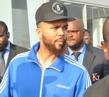 Jidenna arrives Nigeria