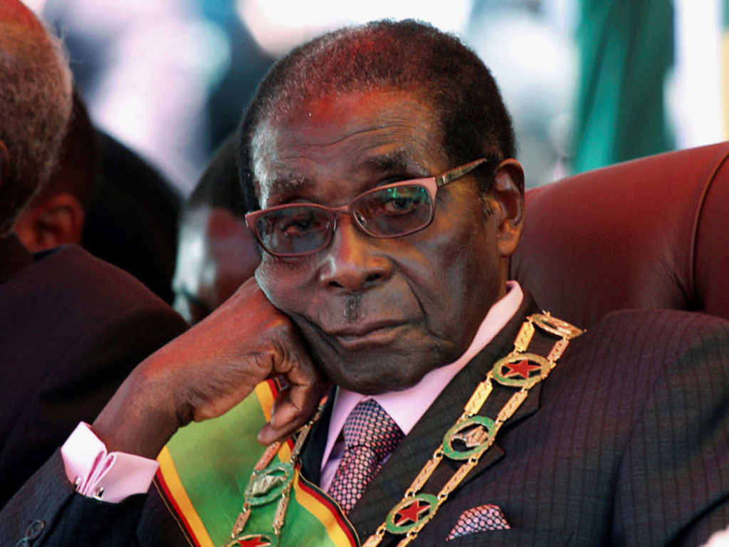 Robert Mugabe resigns