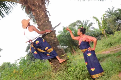 Village-Themed Pre-wedding Photos