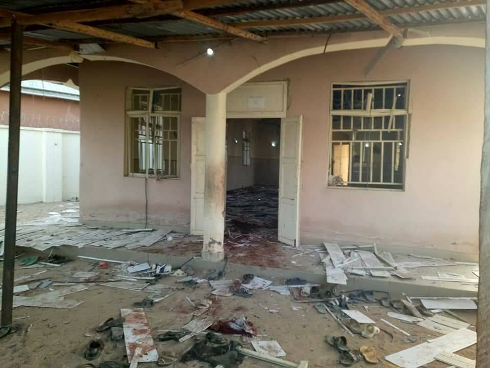 Teenage Suicide Bomber Kills 30 People