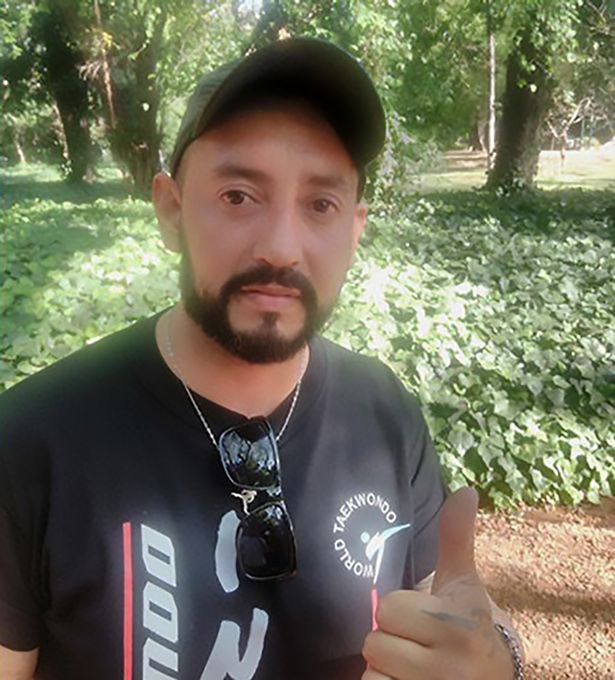 Taekwondo Champion Sell Kidney