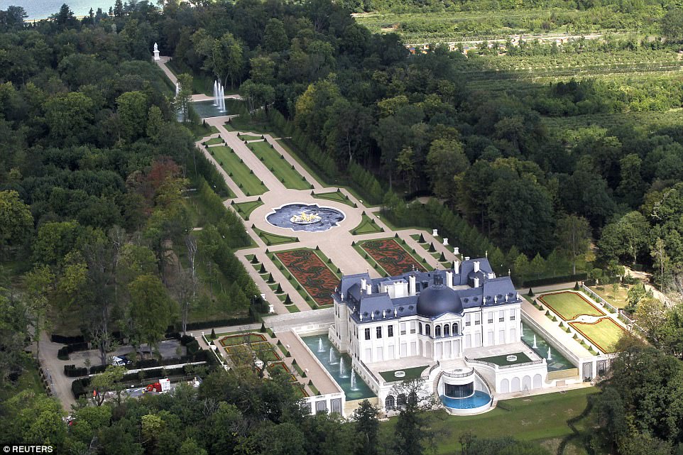 French Chateau Louis XIV
