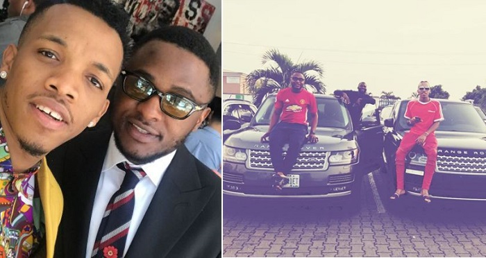 Ubi Franklin Show Off Identical Range Rovers