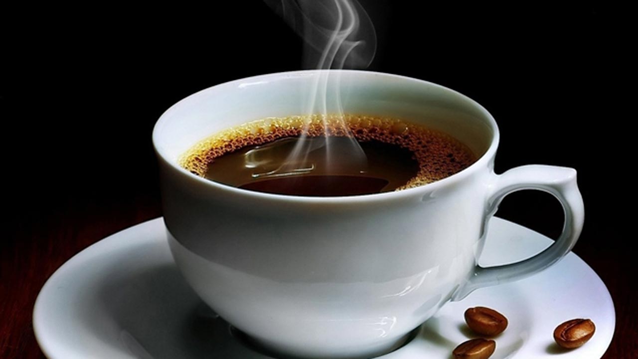 Drinking hot tea can increase the risk of esophageal cancer – New Study