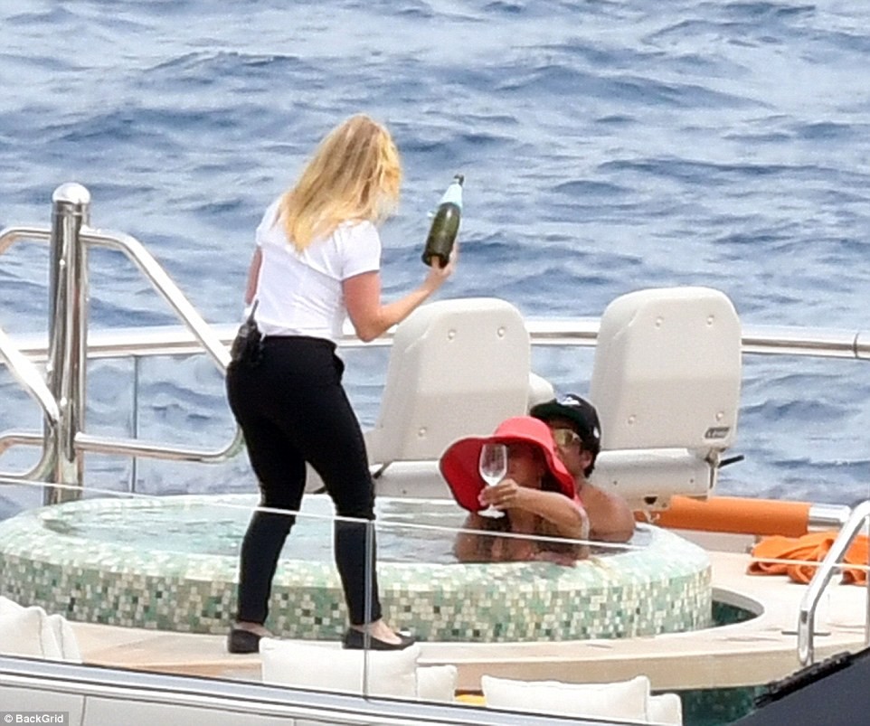 jay z and beyonce rent yacht
