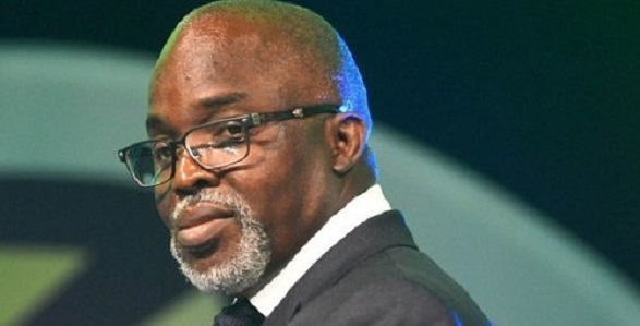 Pinnick begs Buhari