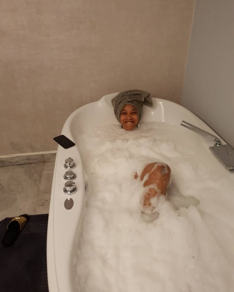 Tonto Dikeh is living her 'best life' as she chills in a bath tub