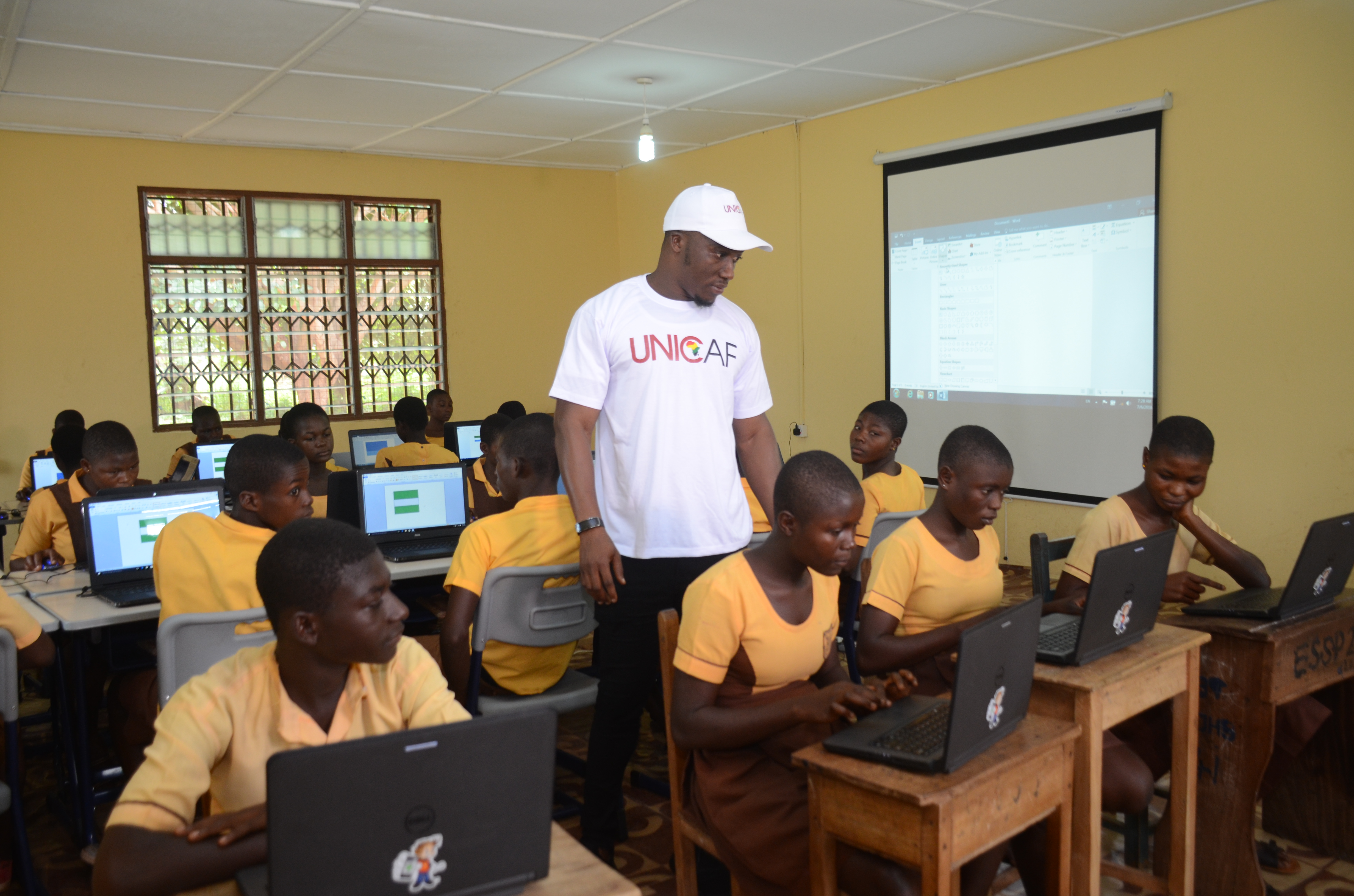 UNICAF awards scholarship