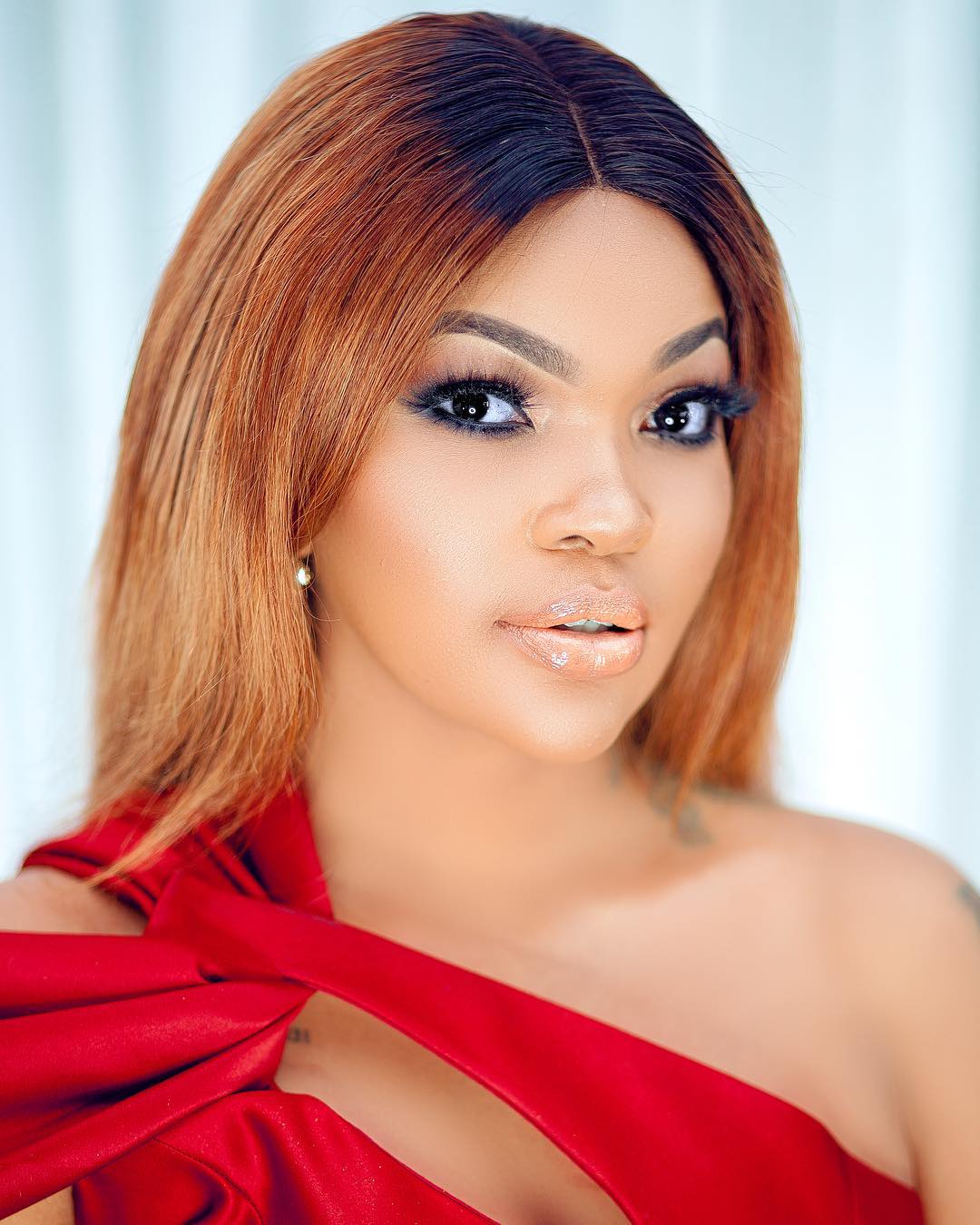 1080px x 1350px - Diamond Platnumz's ex-girlfriend, Wema Sepetu shares raunchy photo of  herself and a man in bed following 'romping session' - YabaLeftOnline