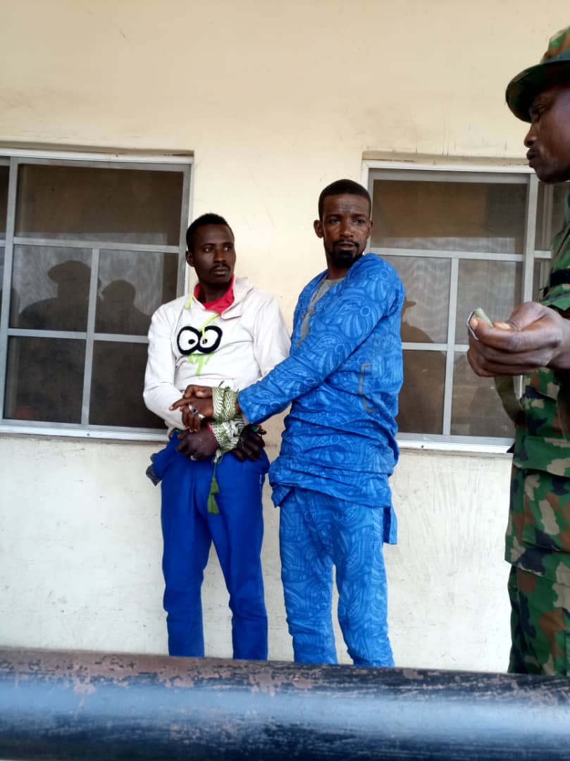 Officers of the combined Security Task Force in Ondo State have apprehended two members of a 'kidnap syndicate' on the Akure-Owo highway.
