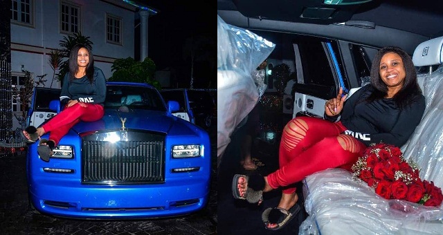 emoney Billionaire E-money buys