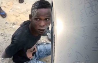 Man accuses police officers