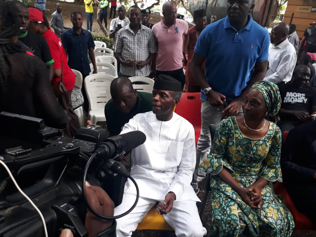 Osinbajo and wife cast their votes