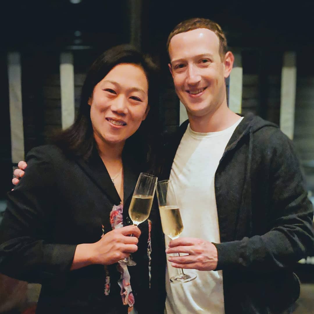 Mark Zuckerberg builds wife