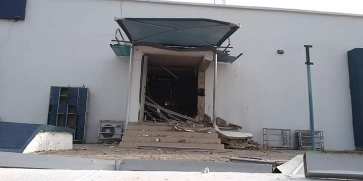 Armed robbers attack Bank