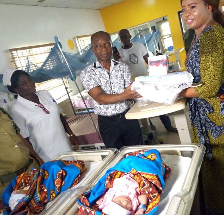 Governor Ayade Donates