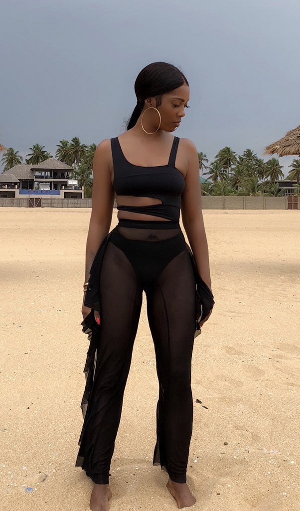 Tiwa Savage flaunts