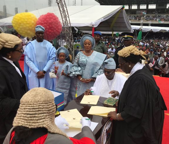 Babajide Sanwo-Olu sworn