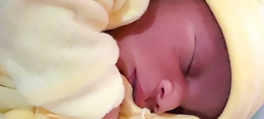 Chache Eke Faani welcomes third child